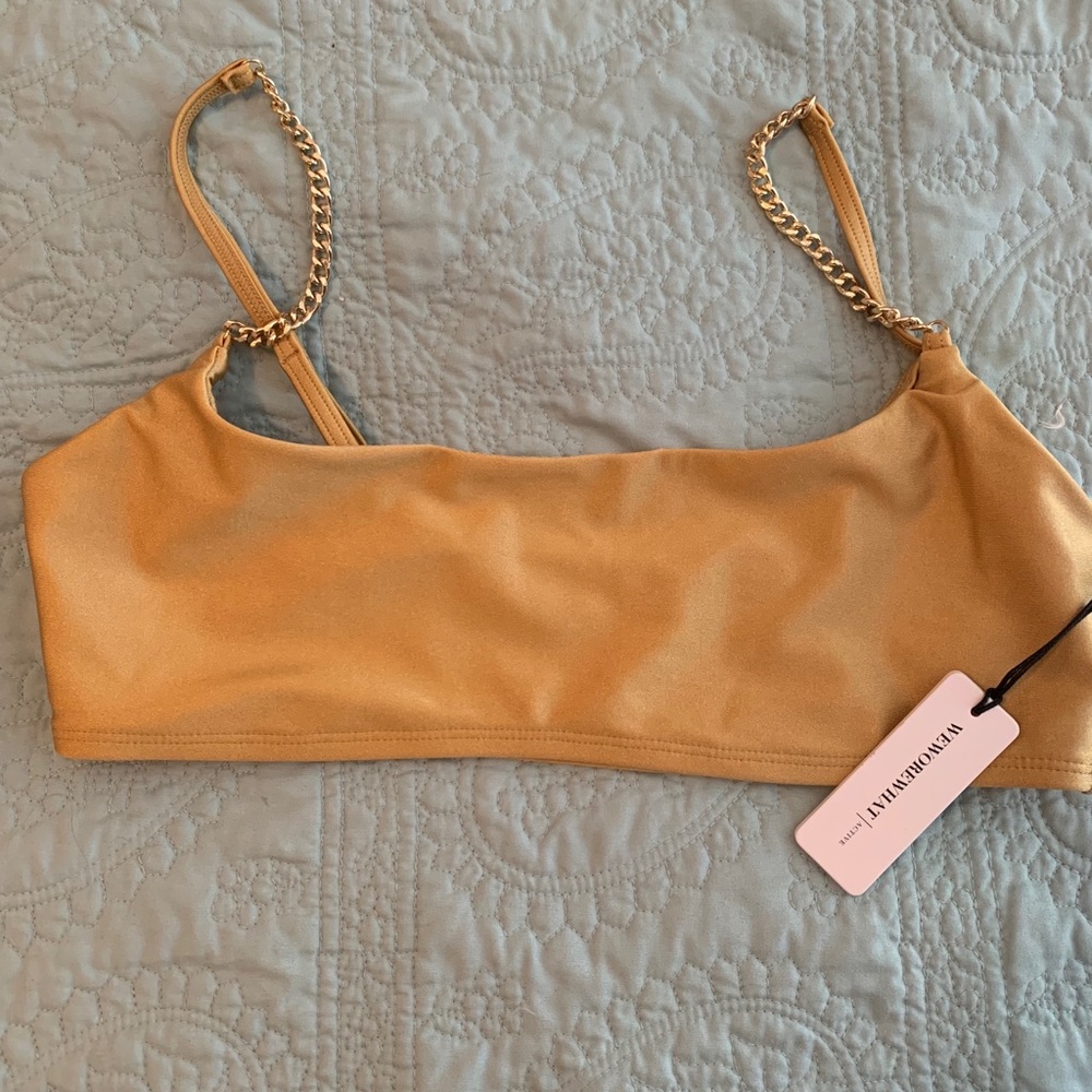 WeWoreWhat active chain strap sports bra
